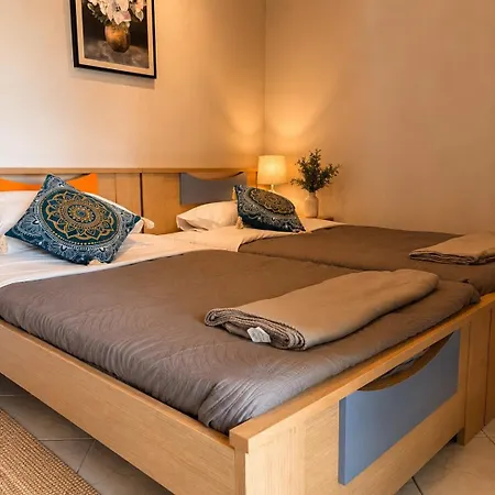 Appartement Giota's House 100m To & Bars At